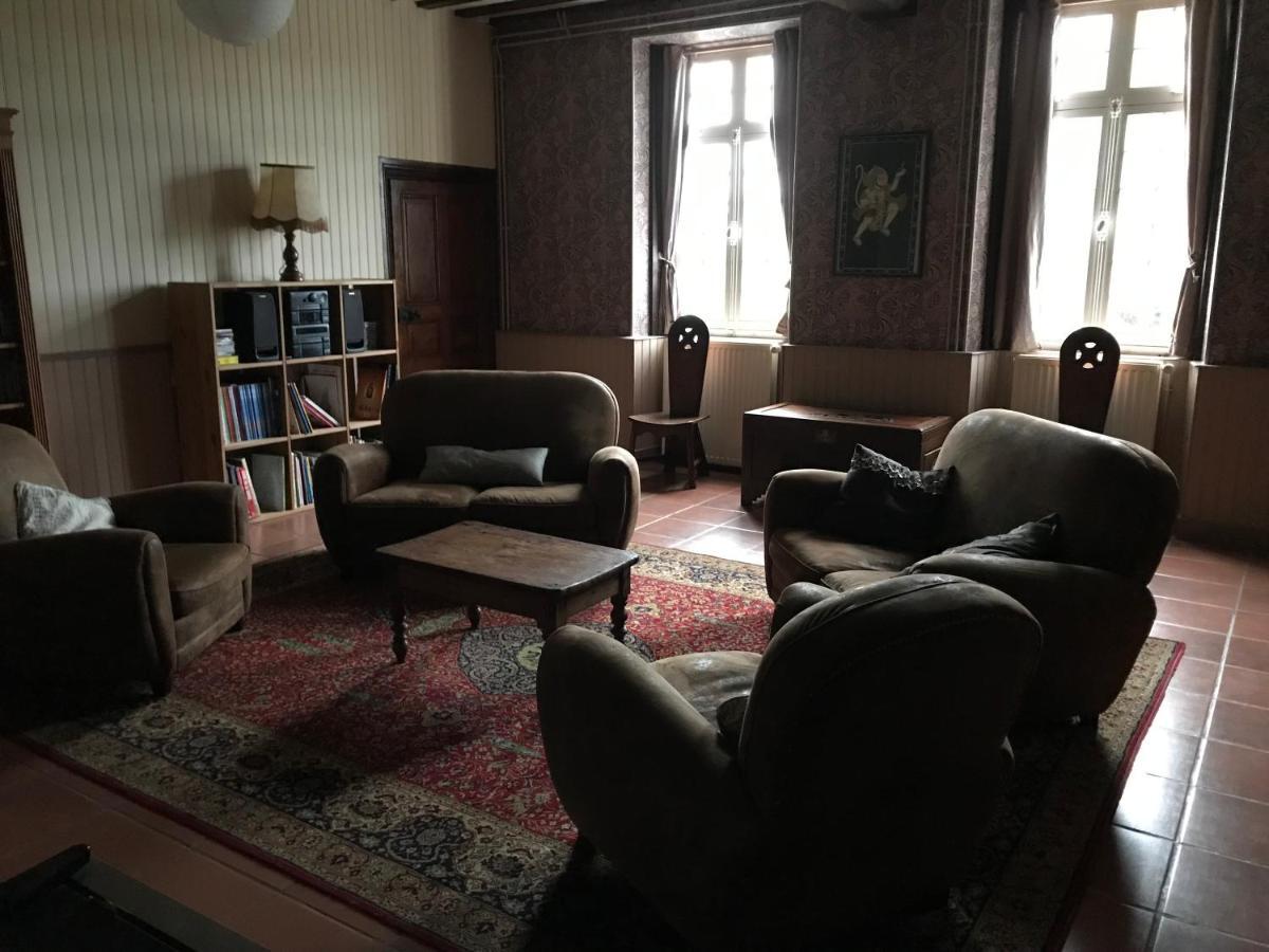 Bed and Breakfast Le Logis Des Quatre Puits Neuvicq-Montguyon Esterno foto